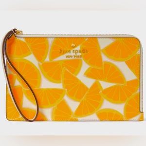New with Tags Kate Spade Wristlet Orange Toss 8.1”W x 5.2”H RP $139